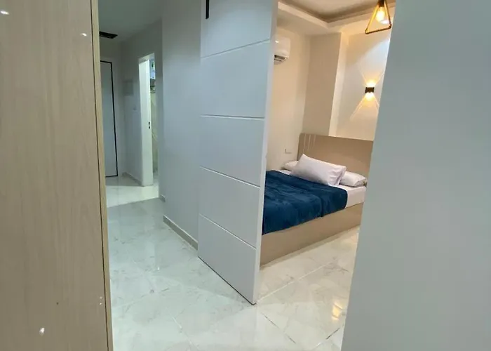 Selena Bay Luxury 1 Bedroom *