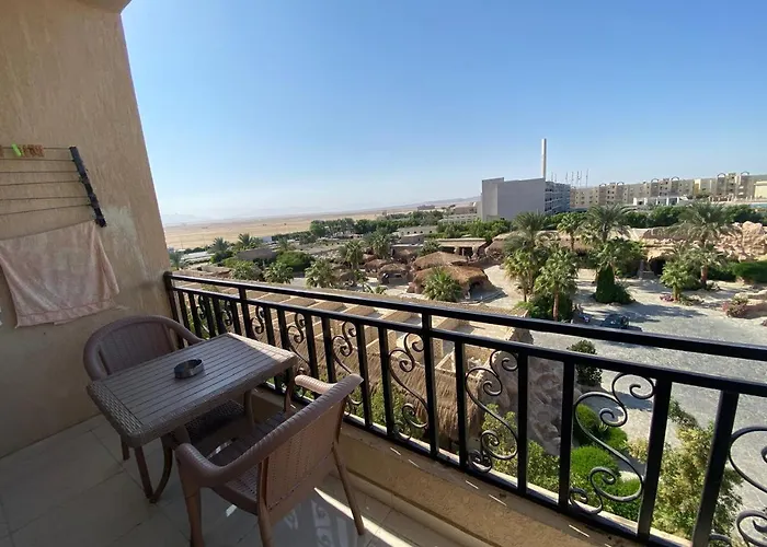 Selena Bay Luxury 1 Bedroom *